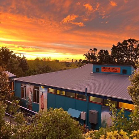 Global Village Travellers Lodge Greymouth Exterior photo The Village Theatre