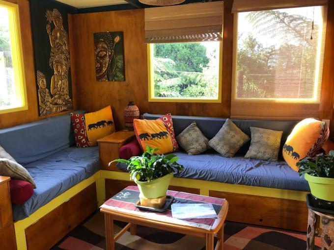 Global Village Travellers Lodge Greymouth Exterior photo Interior of the Treehouse