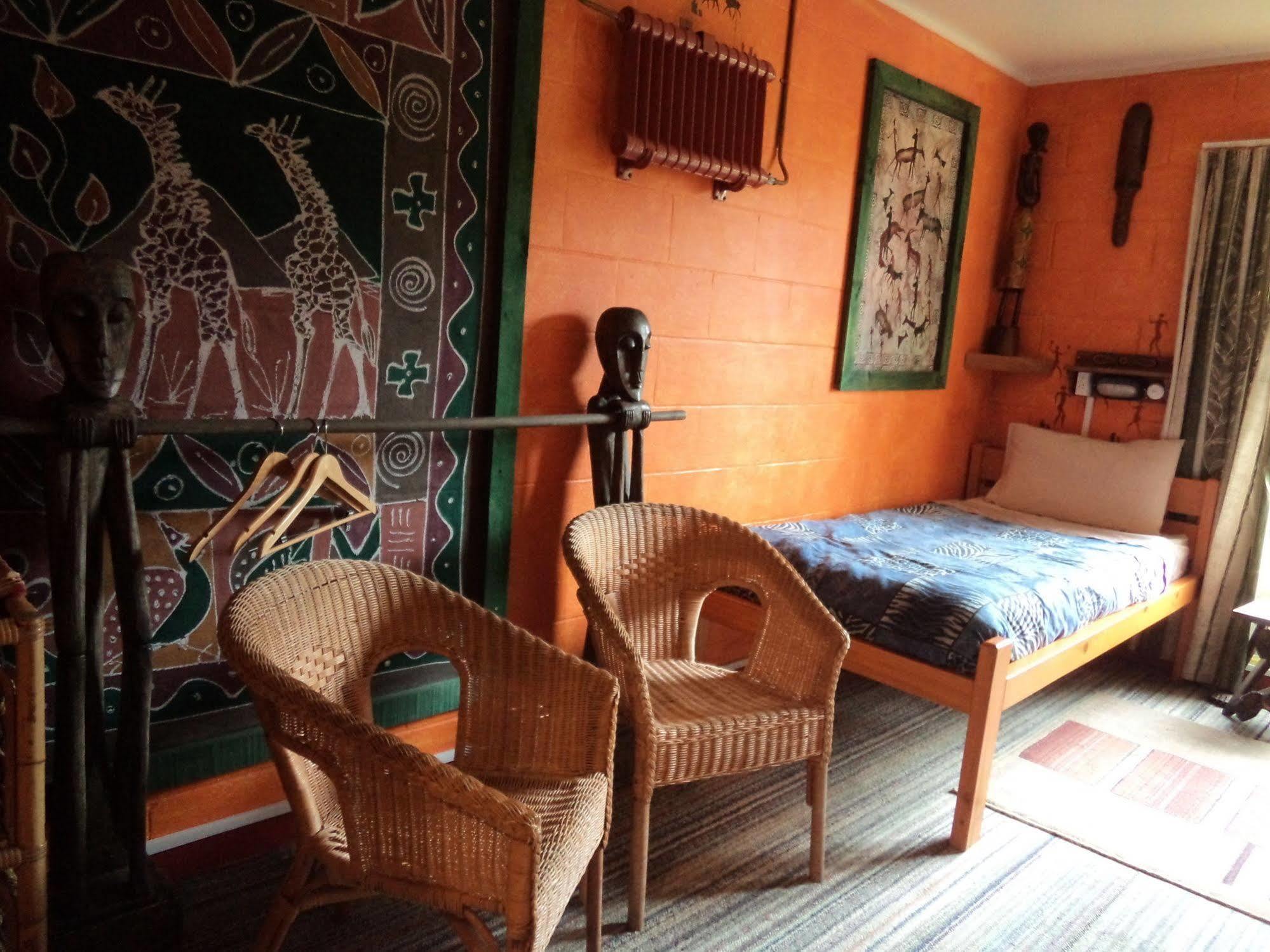 Global Village Travellers Lodge Greymouth Exterior photo A room at the African Queen